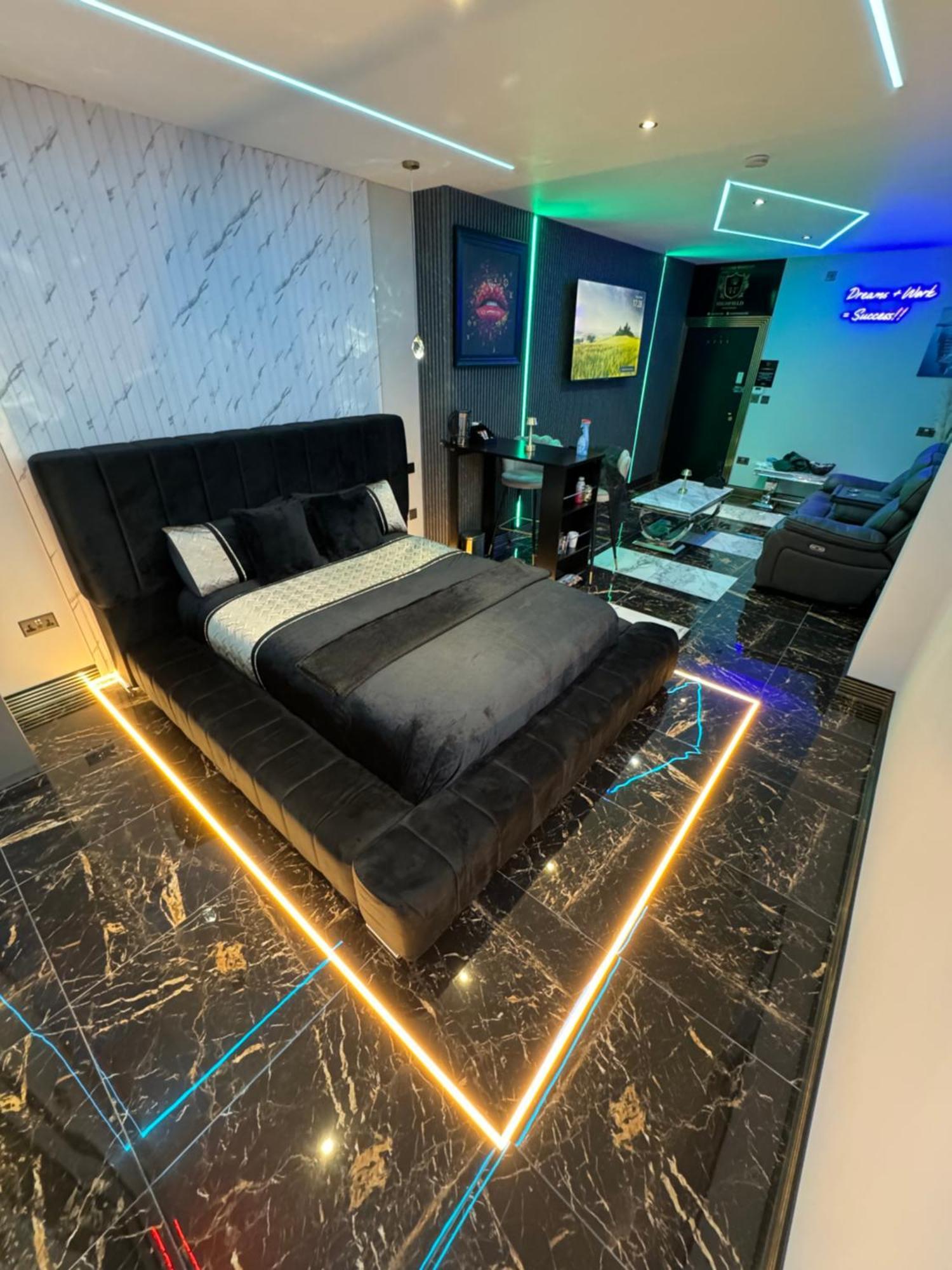 Highfield Private Spa Apartment Bradford  Exteriér fotografie