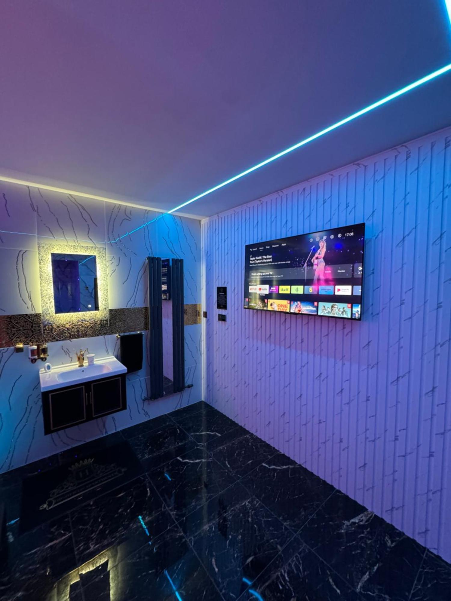 Highfield Private Spa Apartment Bradford  Exteriér fotografie