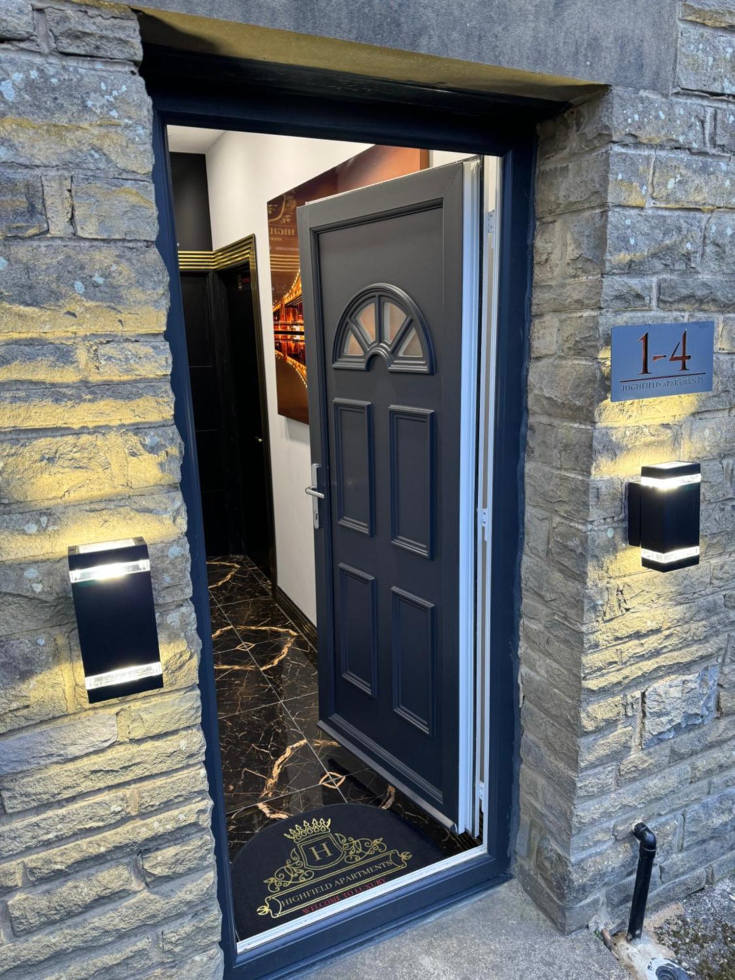 Highfield Private Spa Apartment Bradford  Exteriér fotografie
